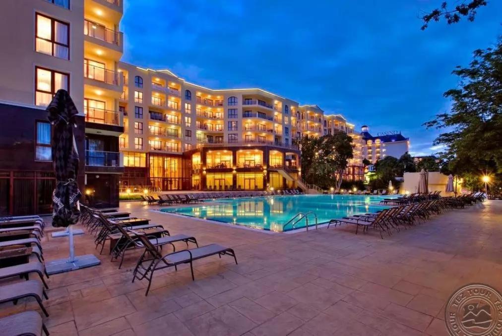 Golden Line Aparthotel Zlatni pjasătsi Eksteriør bilde