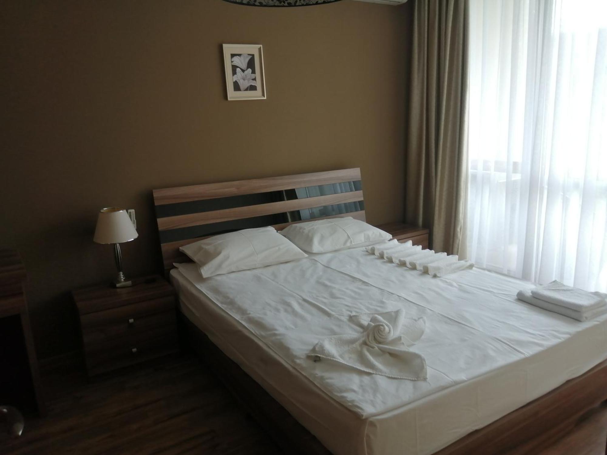 Golden Line Aparthotel Zlatni pjasătsi Eksteriør bilde