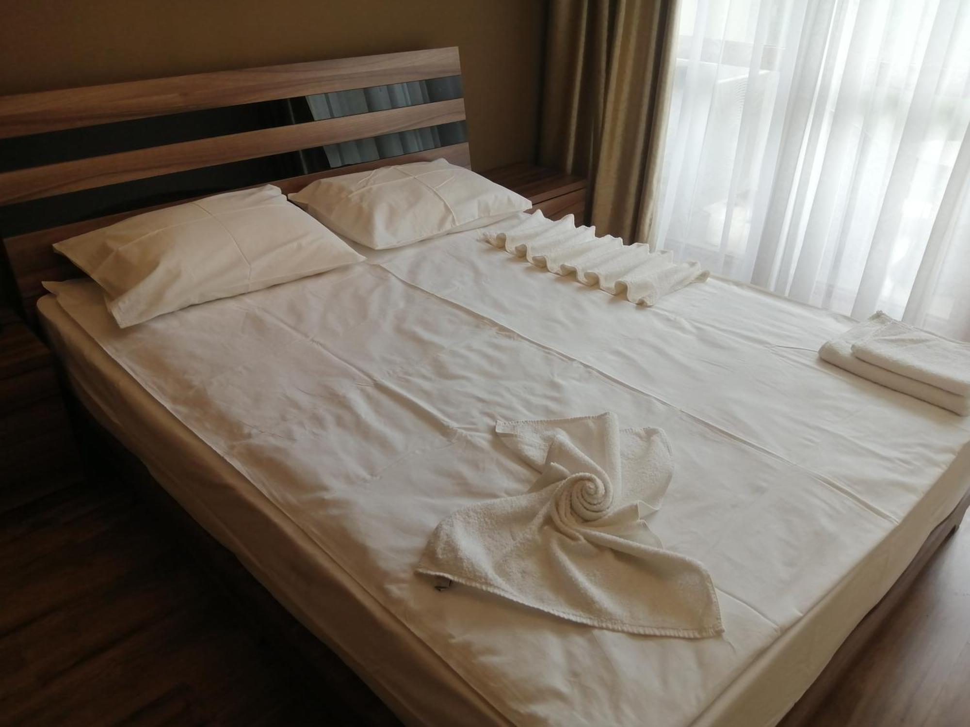 Golden Line Aparthotel Zlatni pjasătsi Eksteriør bilde